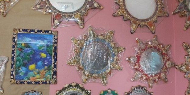 Burhaniye’de Emeklinin El Emeği Göz Nuru Eserleri Beğenildi