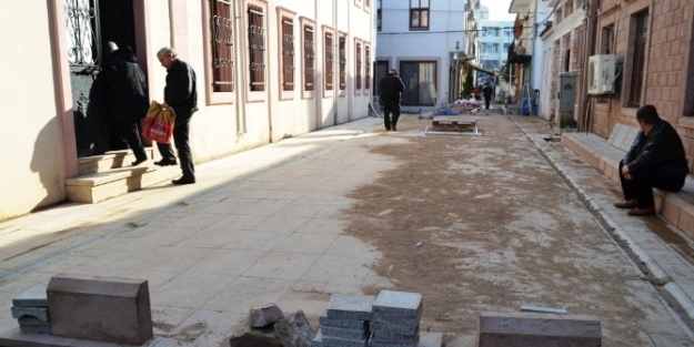 Hizmet Görmeyen Sokaklara Hizmet Götürüyorlar