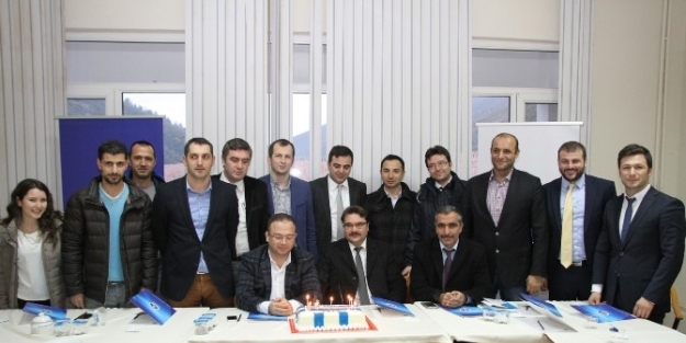 Kağıtspor Yönetimi, 2014’ün Başarılarını Kutladı