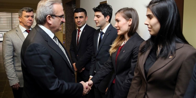 'Hilalin olduğu yerde merhamet vardır'