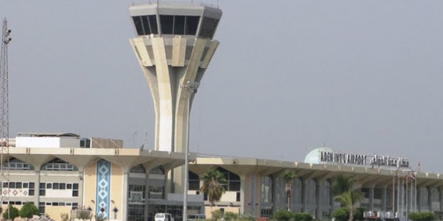 O havalimanında uçuşlar yeniden başladı