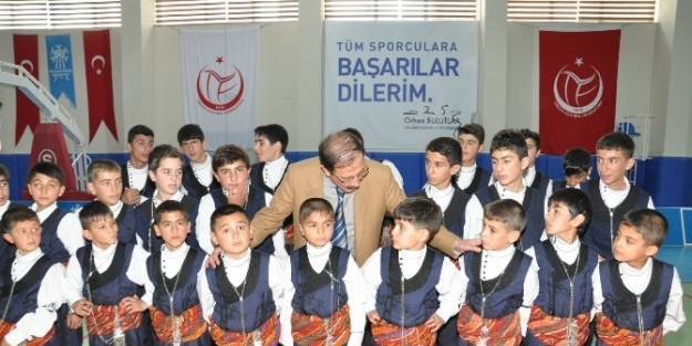 Palandöken Belediyesi, Dadaş Bar Oyunlarını Yaşatmaya Çalişiyor