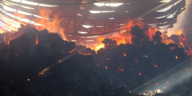 Viranşehir’de Fabrika Yangını