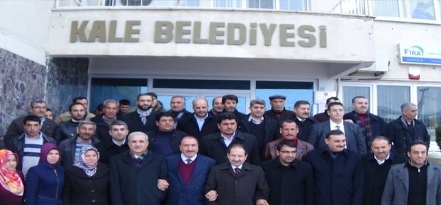 Malatya Milletvekilleri Öz Ve Fındıklı Kale Belediyesi’ni Ziyaret Etti