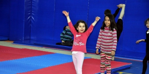 Nevşehir’de 250 Öğrenci Jimnastik Kurslarına Katlıyor