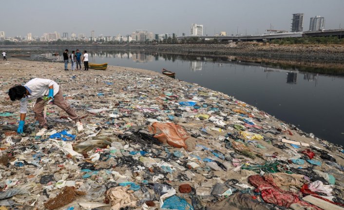 Hindistan'da tek kullanımlık plastik ürünlere yasak