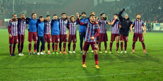 Trabzonspor 3 puanı 3 golle aldı!