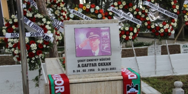 Şehit Emniyet Müdürü Ali Gaffar Okkan, Mezarı Başında Anıldı
