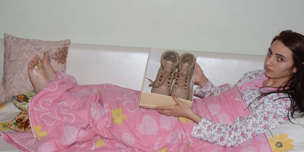 O ayakkabılar hastanelik etti