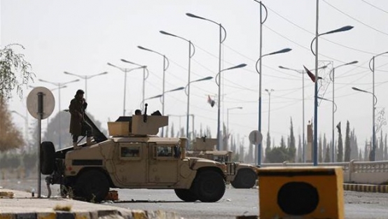 Savunma Bakanı'nın evine kuşatma