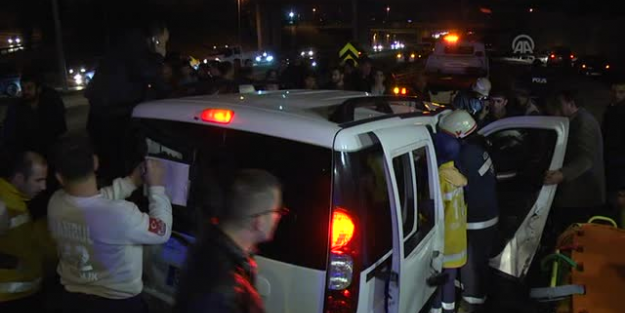 Zincirleme trafik kazasında 4 kişi yaralandı