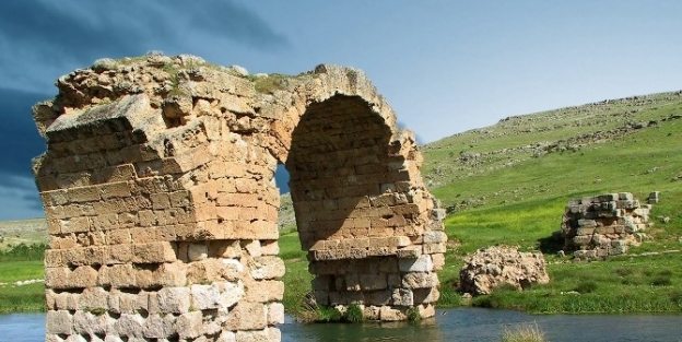 Septimius Severus Köprüsü Restorasyon Bekliyor