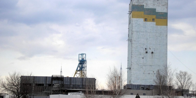 Trafo vuruldu, 500 madenci mahsur!