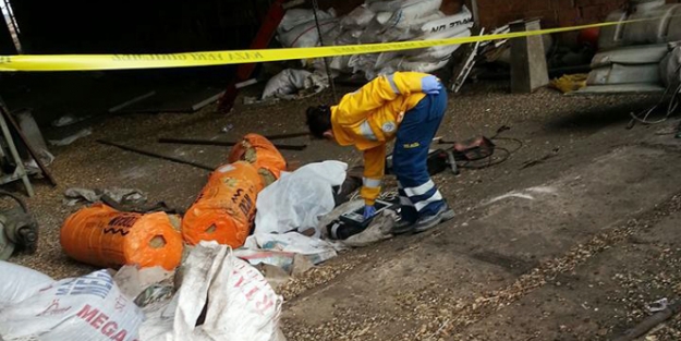 Kamyonetin altında kalarak can verdi