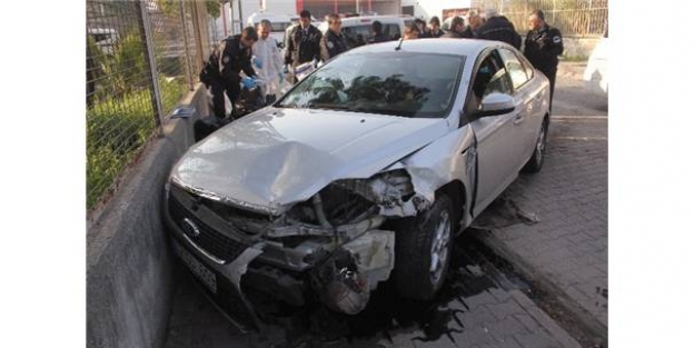 Kaza yapan araçtan 100 kilo esrar çıktı