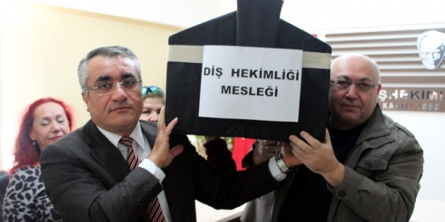 Tabutla yola çıkacaklar!