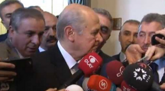 Bahçeli muhabire fena kızdı