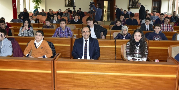 Yıldırım çocuk meclisi ilk oturumunu yaptı