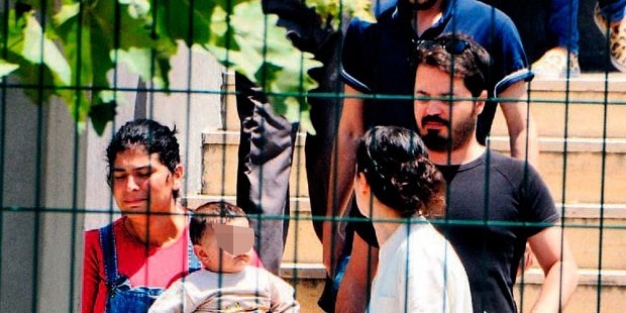 Ekmek bıçağıyla kocasını öldürdü!