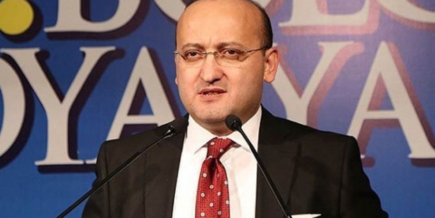 Akdoğan'dan Anayasa açıklaması