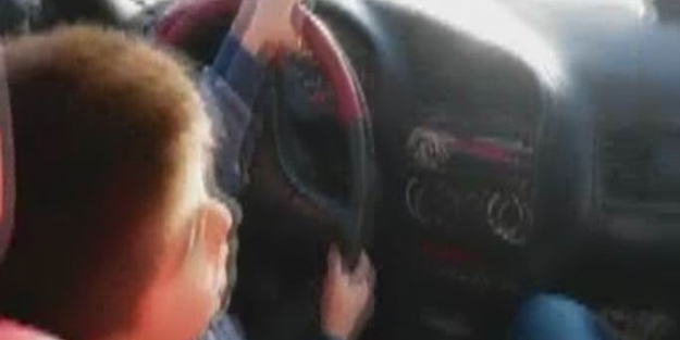 Driftçi çocuk internet fenomeni oldu