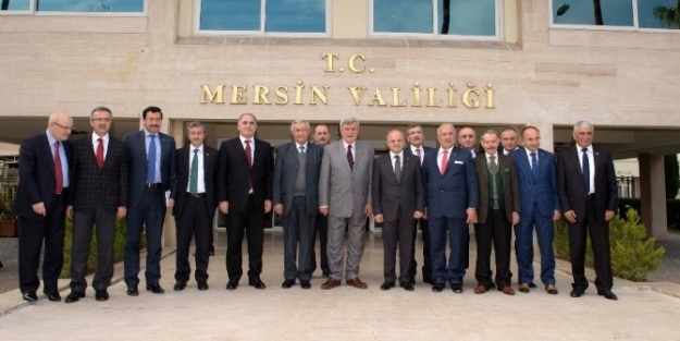 Türk Dünyası Belediyeler Birliği Heyeti Mersin’de