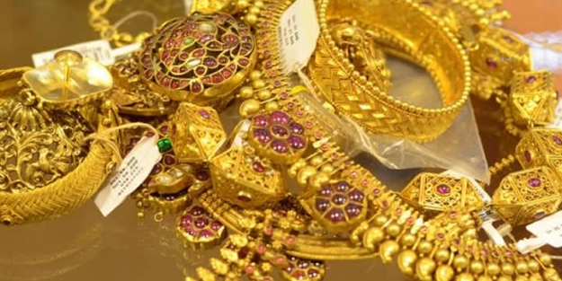 4 bin liralık ziynet eşyası çalındı