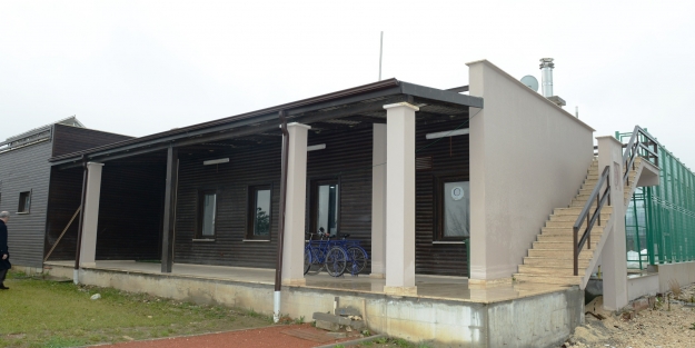 Bursa'da kadınlara özel yüzme havuzu