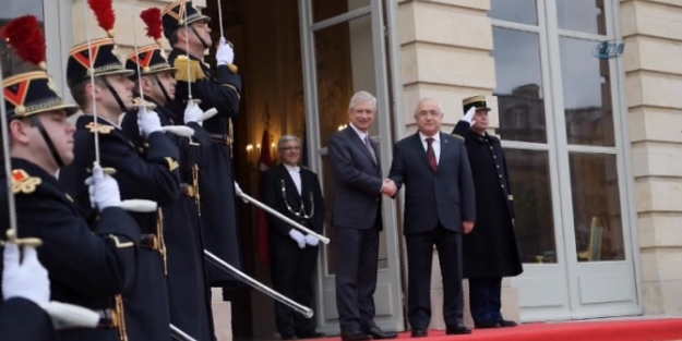 Fransız mevkidaşıyla görüştü