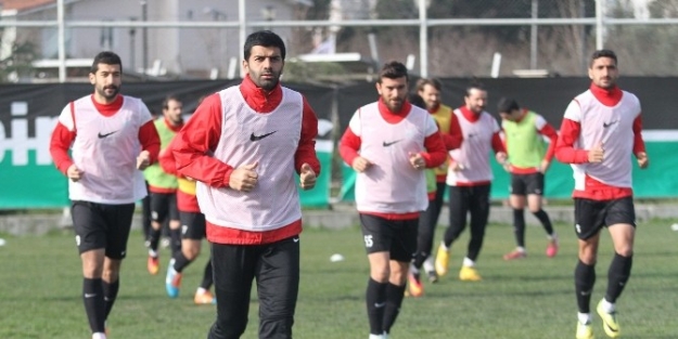 Kocaeli Birlikspor’da, Nazilli Maçının Hazırlıkları Sürüyor