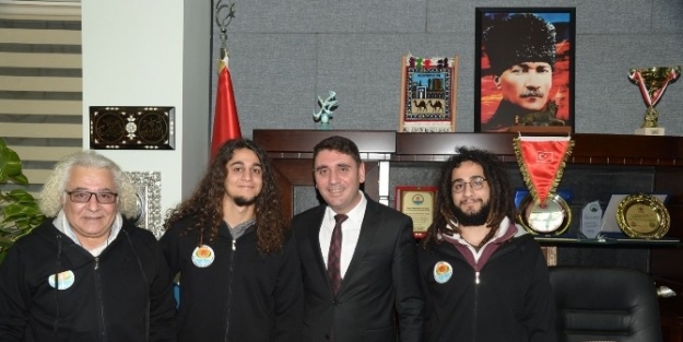 Adana’nın “yerli Kasparovları”