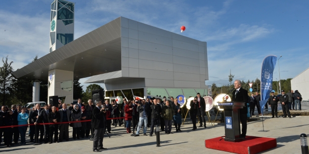 Uludağ Üniversitesi'nin kapısı törenle açıldı