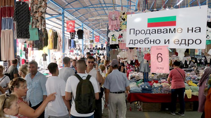 Bulgaristan'ın gurbetçileri de Edirne'den alışveriş yapıyor