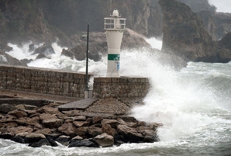 Ege'de kuvvetli fırtına
