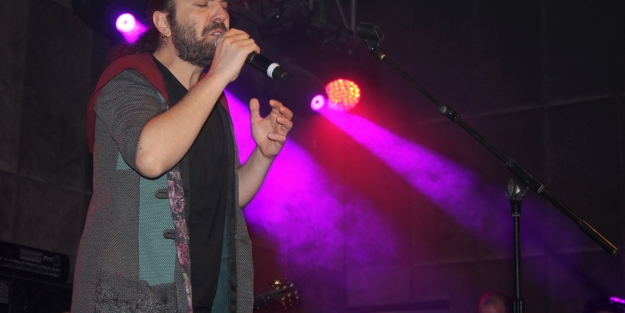 Bursa'da Halil Sezai rüzgarı