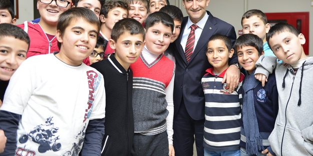 Geleceğin tiyatrocuları Yıldırım'da!