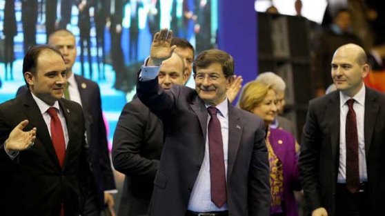 Davutoğlu müjdeyi Manisa'da verdi