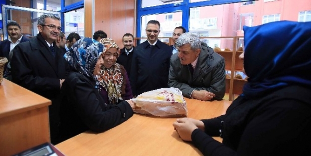 BAŞKAN KARAOSMANOĞLU GEBZE’DE ESNAF VE VATANDAŞLARLA BİR ARAYA GELDİ