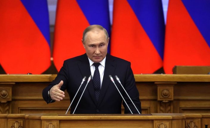 Putin, ABD’yi kendini dünyada Tanrı’nın elçisi gibi görmekle suçladı