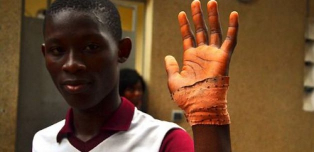 Tanrı çocukların kafasını kesmemi istedi!