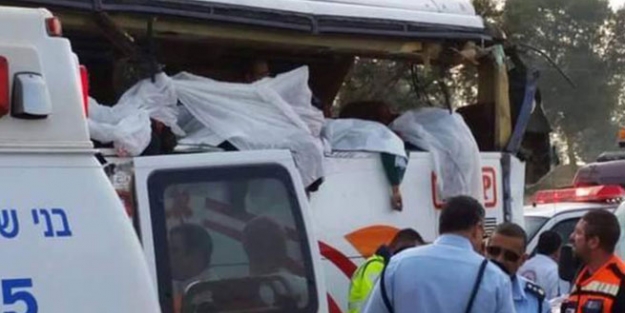 Mescid-i Aksa dönüşü feci kazada 8 kadın öldü