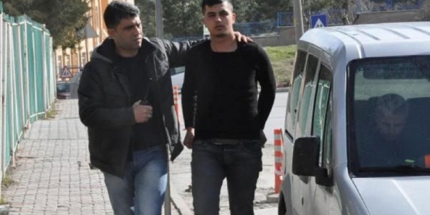 Kız arkadaşını pompalı tüfekle vurdu