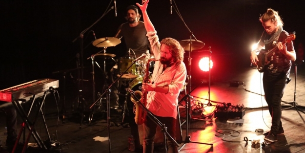 Nilüfer'de renkli gece!