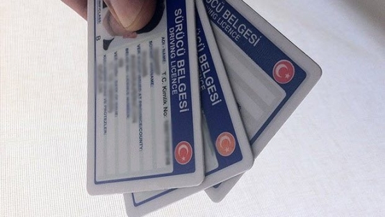 Ehliyetler 15 liradan değişecek