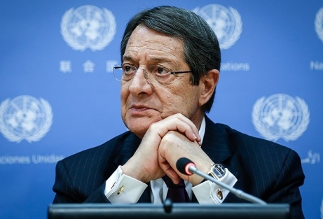 Rum lider Türk gazetecilerle buluştu