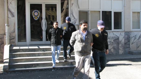 'Bomba var' denilen otomobilden bakın ne çıktı!