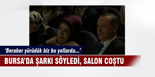 Cumhurbaşkanı Erdoğan şarkı söyledi