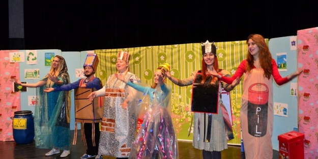 Yeni Yıldırım sahnede!