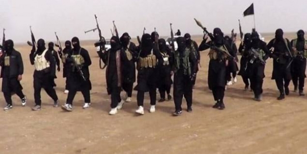 100 kadın IŞİD'le savaşmaya gitti!