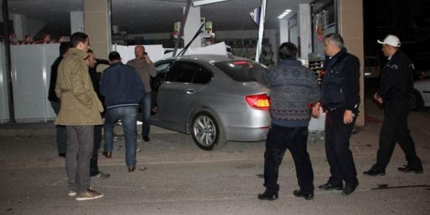 Araba seyir halindeyken kalp krizi geçirdi!